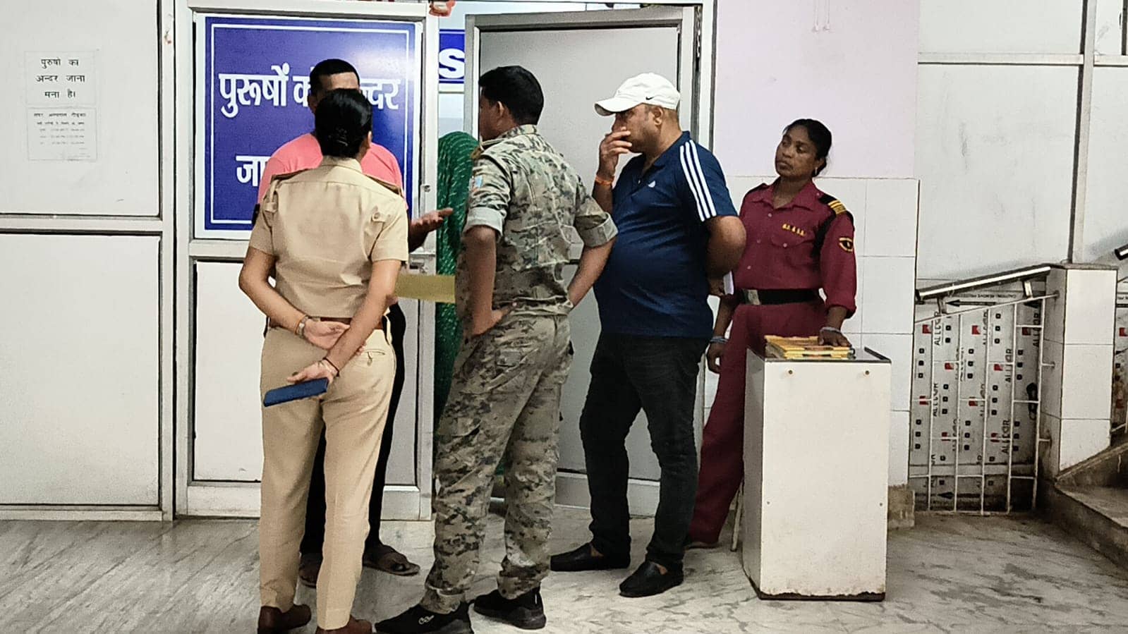 शर्मनाक! पहले नाबालिक आदिवासी बच्ची से 8 लोगों ने की हैवानियत, फिर बेहोशी की हालत में छोड़कर भागे, पढें गोड्डा गैंगरैप की पूरी दास्तान