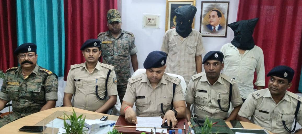 गोड्डा में नहीं थम रहा नशे का कारोबार, 27 ग्राम ब्राउन सुगर के साथ फिर दो को पुलिस ने किया गिरफ्तार 