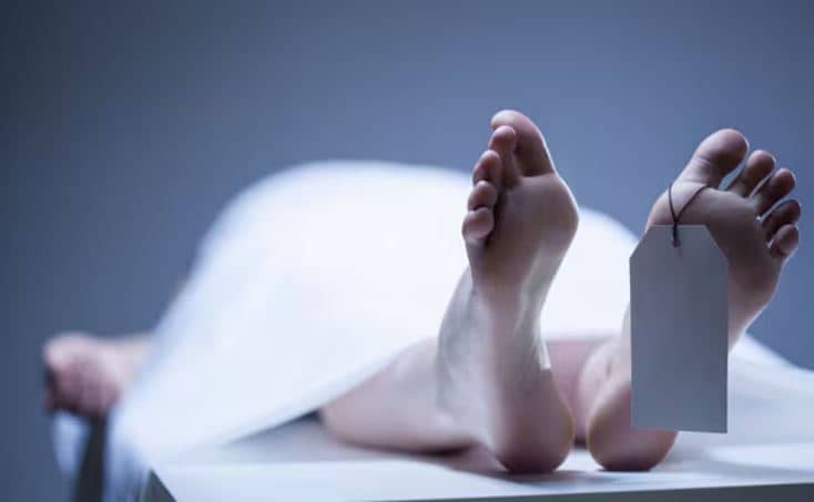 डॉक्टर ने मृत कर दिया था घोषित, अंतिम संस्कार की चल रही थी तैयारी, तब ही सीधे उठ कर बैठ गया शख्स, पढ़िए फिर क्या हुआ ?