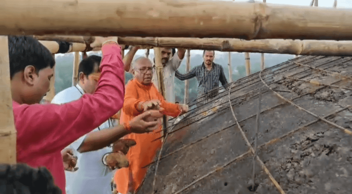 30 वर्षों के इंतज़ार के बाद केबुल टाउन में लक्ष्मी नारायण मंदिर के शिखर निर्माण कार्य का शुभारंभ