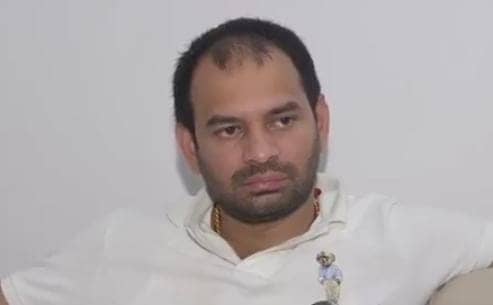 निलंबन के बाद फिर छलका तेजू भैया का दर्द! कहा मुझे साजिश के तहत पार्टी से निकाला गया