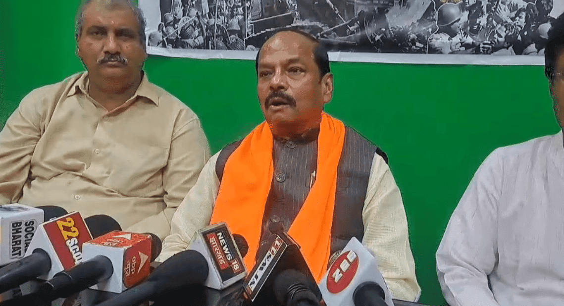 जमशेदपुर:आपातकाल की 50वीं वर्षगांठ पर रघुवर दास ने याद किए संघर्ष के दिन, कहा-जेल में बिताए एक माह