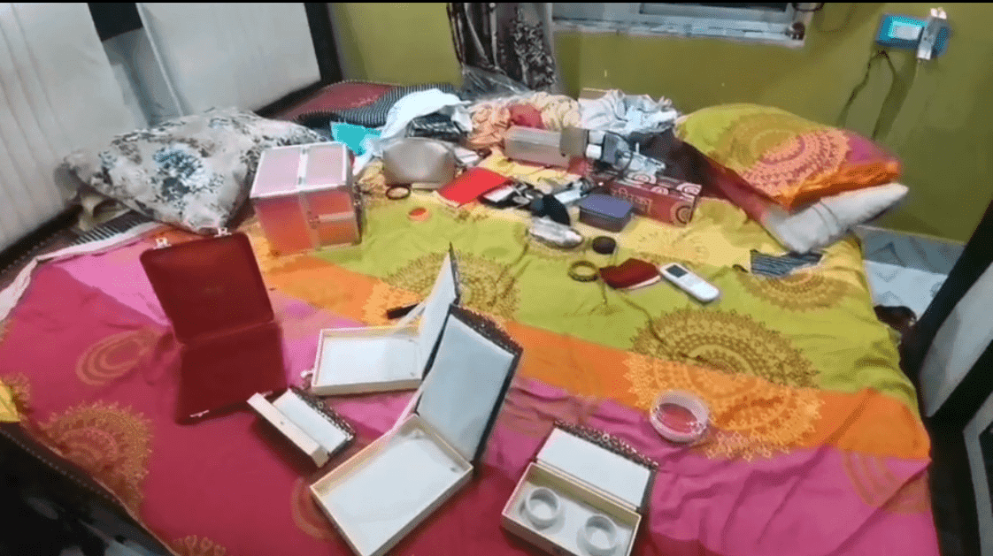 जमशेदपुर: जूनियर इंजीनियर के घर से 20 लाख के जेवरात की चोरी,  जांच में जुटी पुलिस