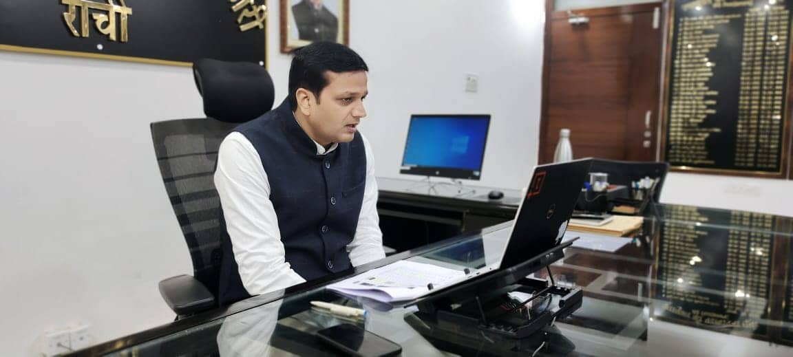 बेहतर प्रदर्शन नहीं करने वाले बीडीओ और एमओआईसी को कड़ी चेतावनी