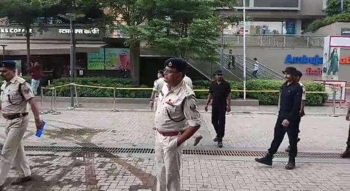 पटना एयरपोर्ट को बम से उड़ाने की मिली धमकी के बाद हाई अलर्ट पर राजधानी, किया गया मॉक ड्रिल