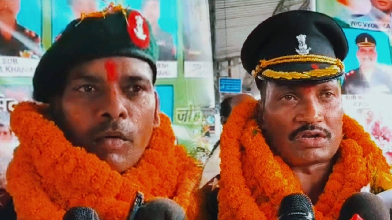 देश की रक्षा करने के बाद अपने सरजमीं पर लौटे आर्मी के जवान, भावुक होकर बताई ऑपरेशन सिंदूर की दास्तान