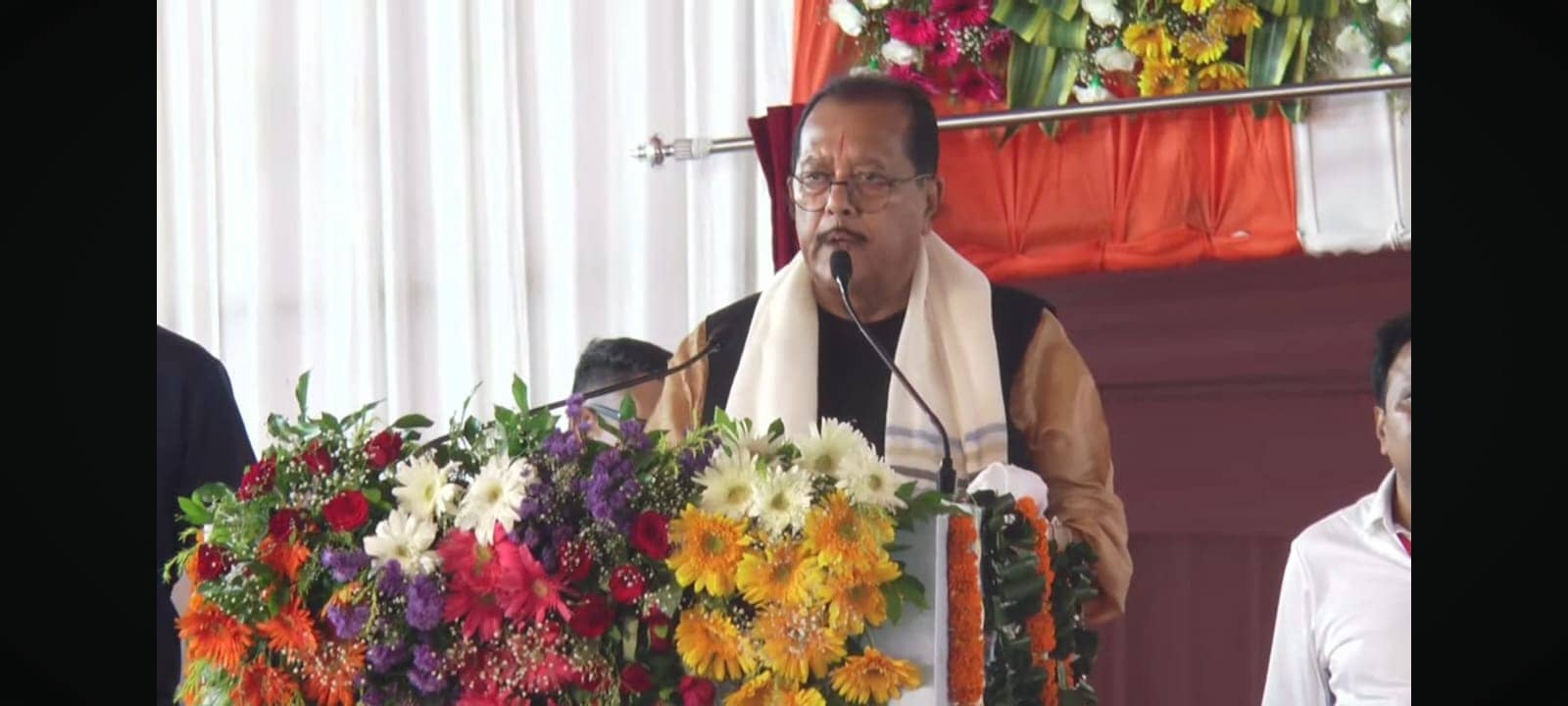 मंच से मंत्री ने खोल दी सरकार की पोल! कहा -पुलिस पिकेट हटा कर देखिए उग्रवाद खत्म हुआ है या नहीं पता चल जाएगा