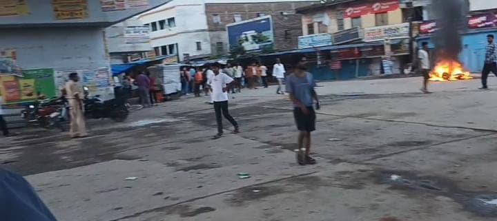 BIG BREAKING: बीच सड़क नरसंहार से दहला सीवान का ये इलाका, तलवार से काटकर 4 लोगों की बेरहमी से हत्या, 3 घायल