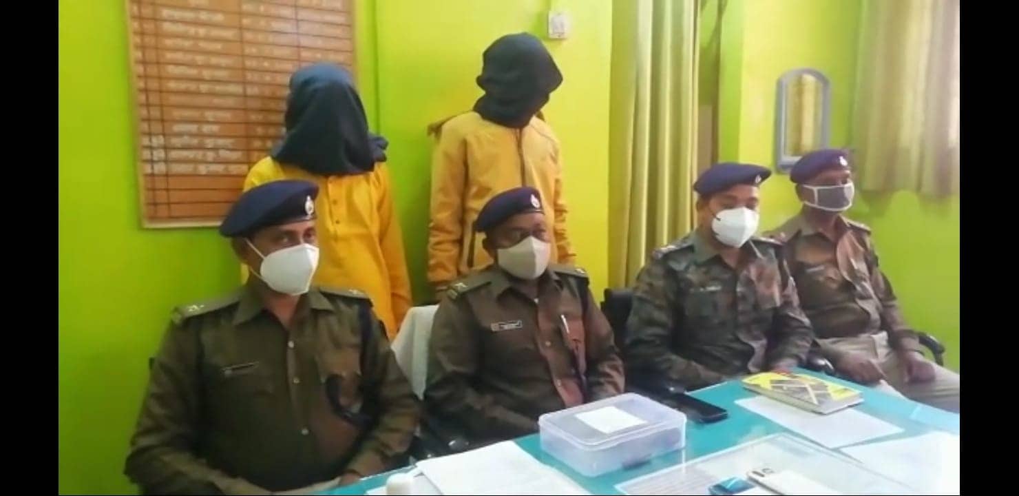 देसी कट्टा के साथ बना रहे थे लूट की योजना, दो गिरफ्तार