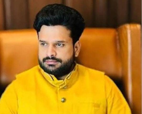 भोजपुरी स्टार रितेश पांडेय और पूर्व ADG जय प्रकाश सिंह ने थामा जनसुराज का हाथ, पढ़ें रितेश पांडेय पांडे ने क्या कहा