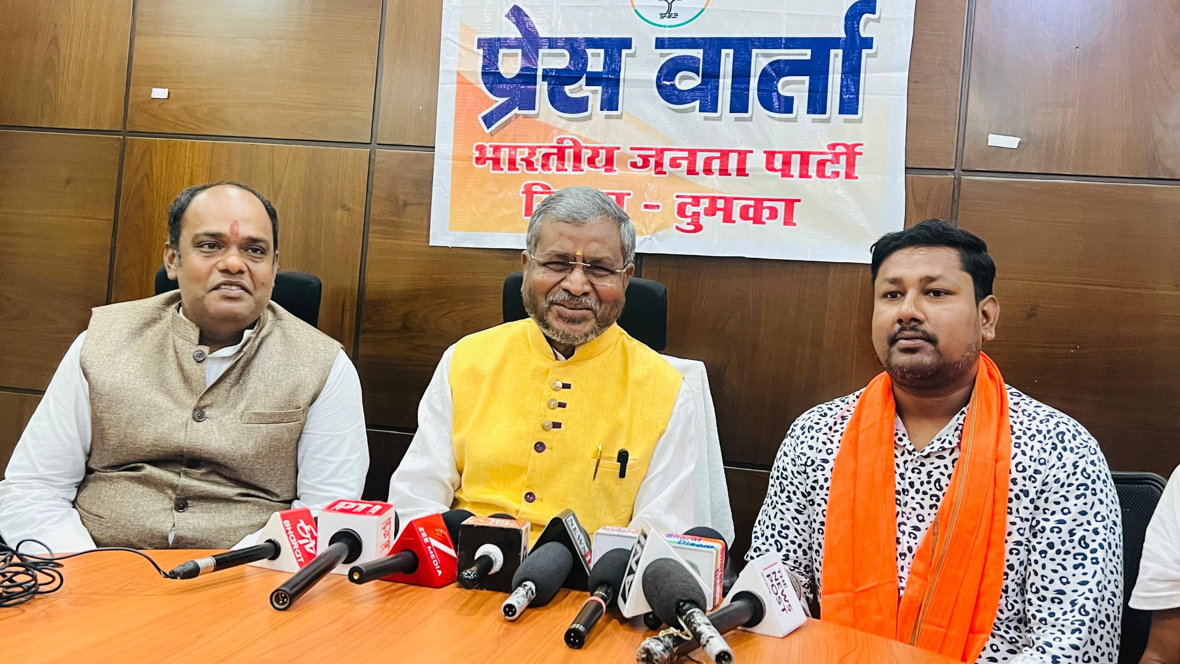 सावन का महीना किसानों के लिए खुशखबरी लेकर आया तो सरकार की नाकामी को भी उजागर किया: बाबूलाल