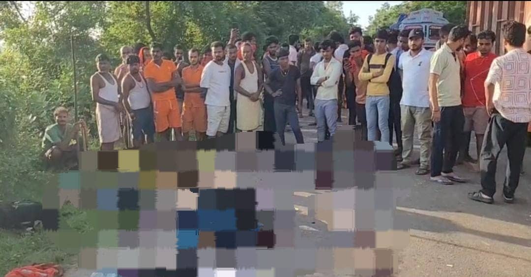 Breaking: सड़क हादसे में  इंजीनियरिंग कॉलेज के तीन छात्रों की मौत, दो गंभीर रूप से घायल