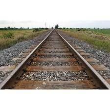 दो जिला के सीमा विवाद में घण्टों रेल ट्रैक पर पड़ा रहा प्रेमी युगल का शव