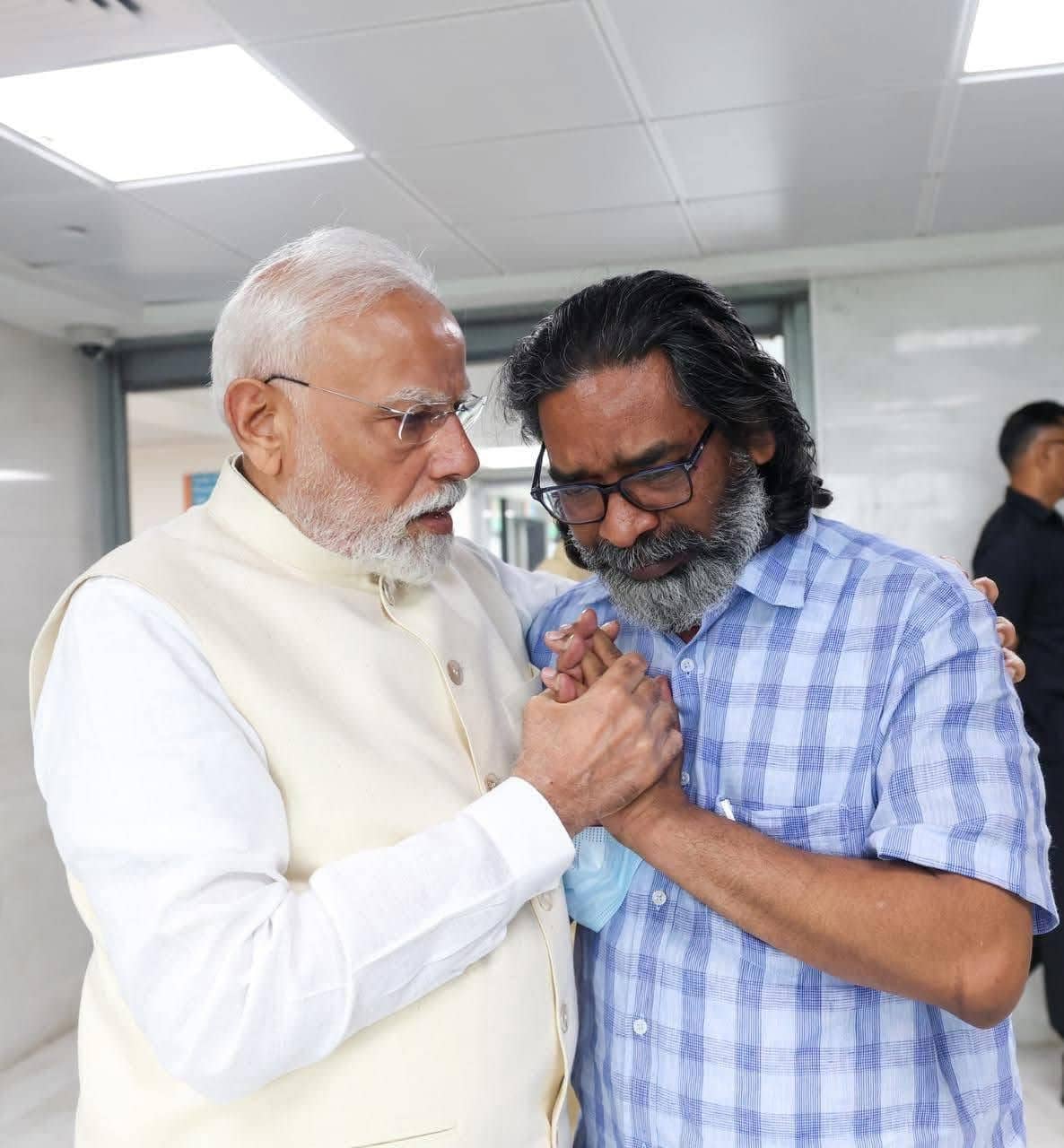 नेमरा का राजनीतिक संदेश: झारखंड और केंद्र सरकार के संबंधों में क्या अब आएगी नरमी, कौन रहेगा फायदे में, पढ़िए