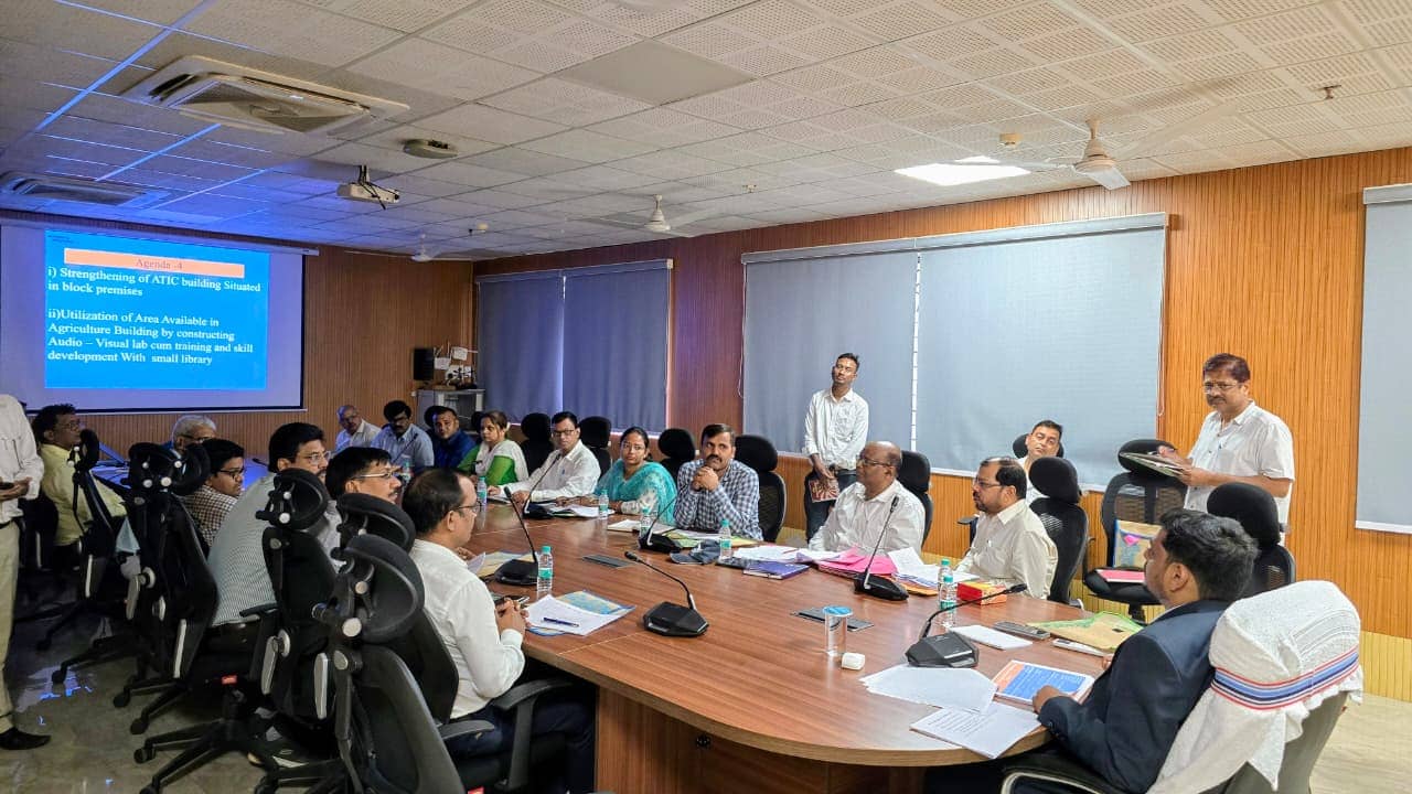 पहल: धनबाद के 25 किसानों का दल जाएगा प्रशिक्षण के लिए कानपुर, डीसी ने दी मंजूरी