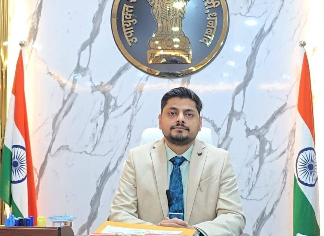 शिक्षकों की उपस्थिति में धनबाद को झारखंड में मिला दूसरा स्थान, पढ़िए कितनी प्रतिशत रही उपस्थिति !