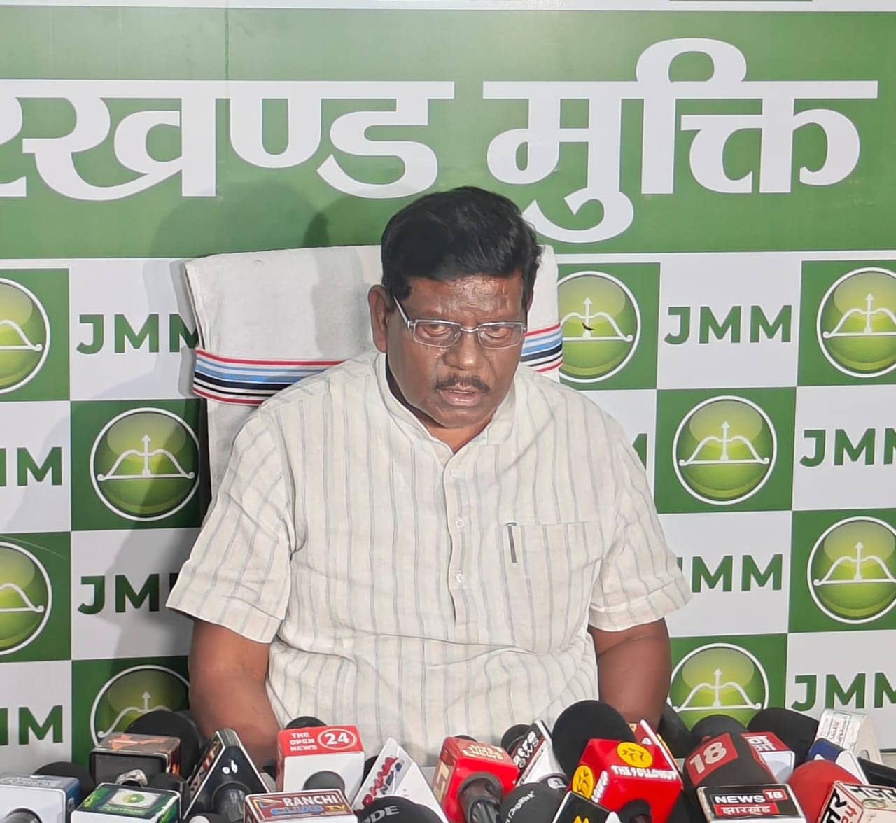 सूर्या हांसदा अपराधी था और हमेशा रहेगा! एक हत्यारे को नेता बताने में लगी पूरी भाजपा :JMM 