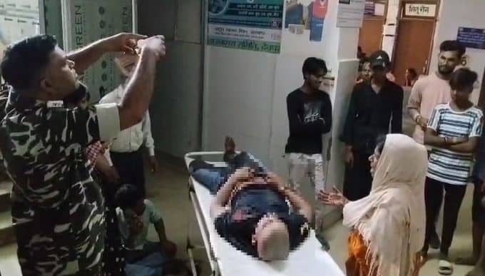 देवघर में चाकू गोदकर युवक की हत्या, गणेश पूजा की तैयारी देखने निकला था शख्स