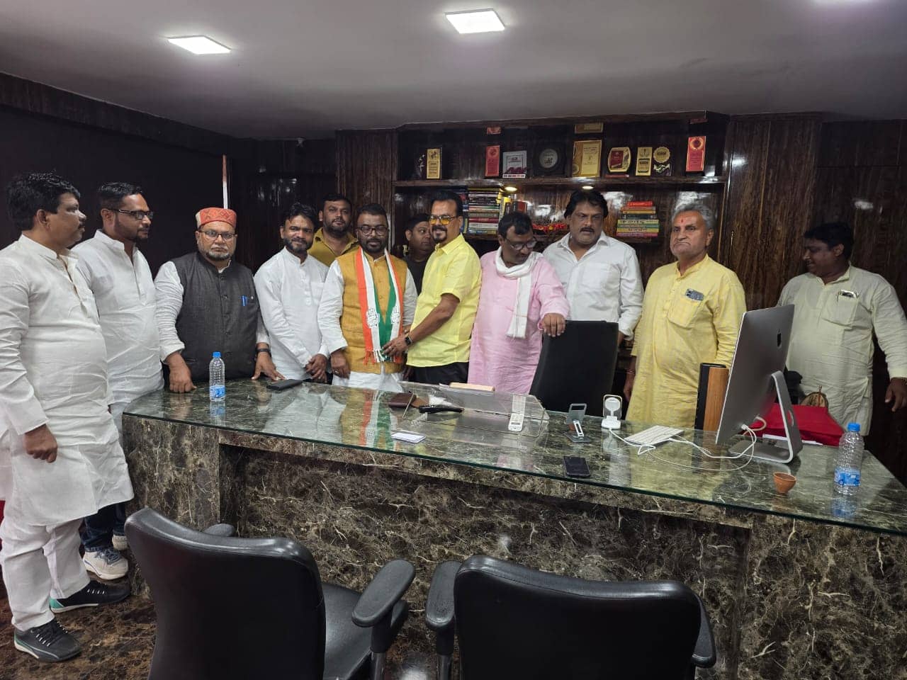 धनबाद दौरे पर अल्पसंख्यक प्रदेश अध्यक्ष ने कांग्रेसी नेता अशोक सिंह से की मुलाकात, 30 अगस्त को इमरान प्रतापगढ़ी का होगा कार्यक्रम