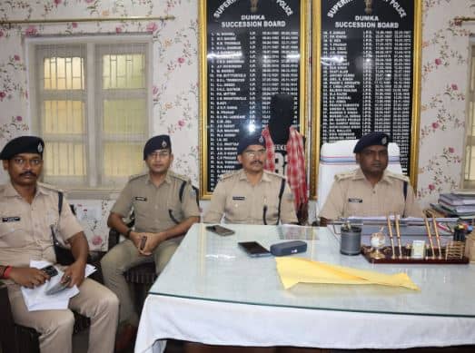 फेसबुकिया प्यार ने तबाह किया जीवन, दंपत्ति की हत्या का आरोपी गिरफ्तार