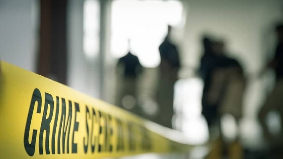 प्रेमिका को चाकू घोप प्रेमी ने खुद को मारी गोली, सिरफिरे बॉयफ्रेंड की खौफनाक कांड से सनसनी