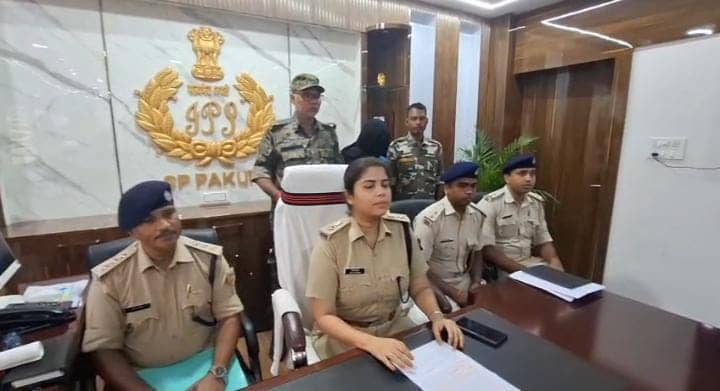 पाकुड़:महेशपुर में महिला हत्याकांड का खुलासा, आरोपी प्रेमी गिरफ्तार