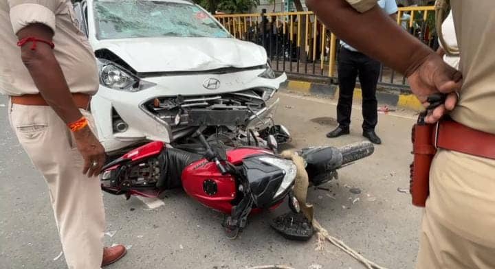 BREAKING:पटना के अटल पथ पर तेज़ रफ़्तार कार ने मचाया कोहराम, कई घायल