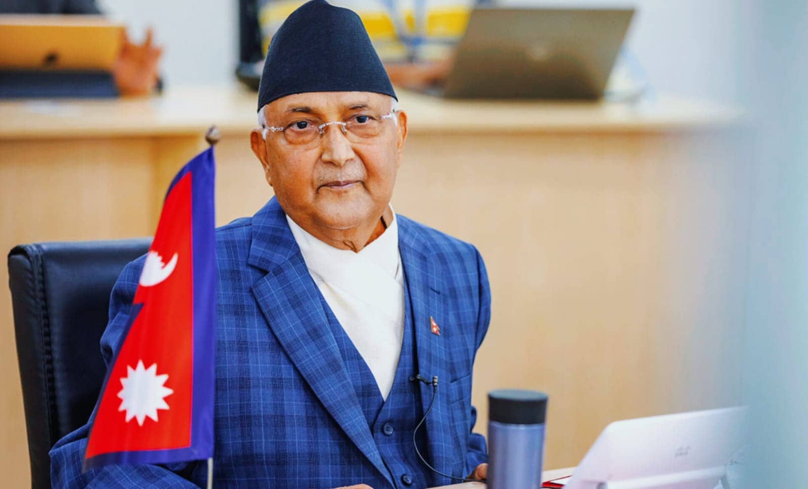 बड़ी खबर: नेपाल के PM ने दिया इस्तीफा, प्रदर्शनकारियों के कब्जे में पूरा संसद भवन