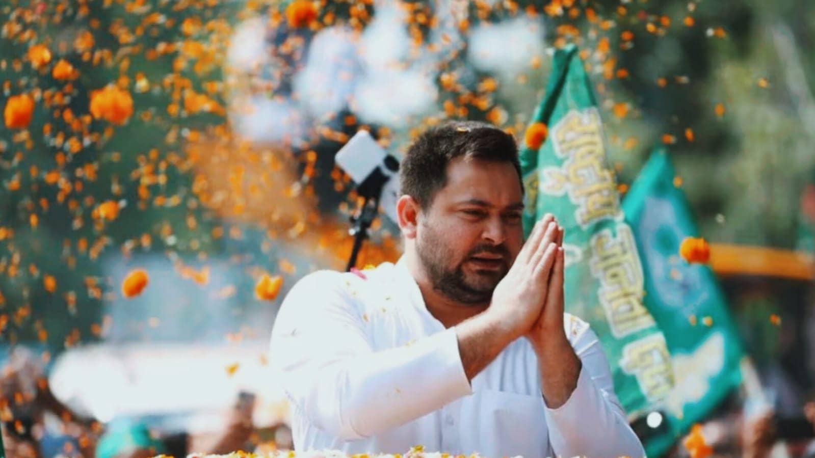 बिहार में 'यात्राओं' की बहार, वोट अधिकार यात्रा के बाद अब 'बिहार अधिकार यात्रा' पर निकले तेजस्वी यादव, महिलाओं से भी करेंगे संवाद