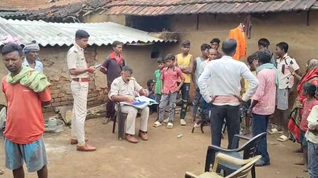 गर्भवती बीबी की टांगी से काटकर हत्या, पुलिस ने किया गिरफ्तार,10 साल पहले हुई थी शादी