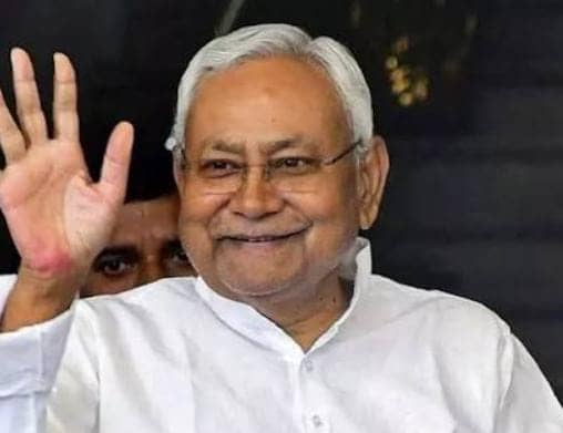 नीतीश कुमार का बिहार के बेरोजगार युवाओं को तोहफ़ा, अब स्नातक बेरोजगारों को भी मिलेगा भत्ता