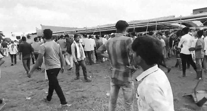 कुश्ती का अखाड़ा बना एनडीए कार्यकर्ता सम्मेलन, जमकर चले लात-घूंसे और कुर्सी,देखिए-VIDEO