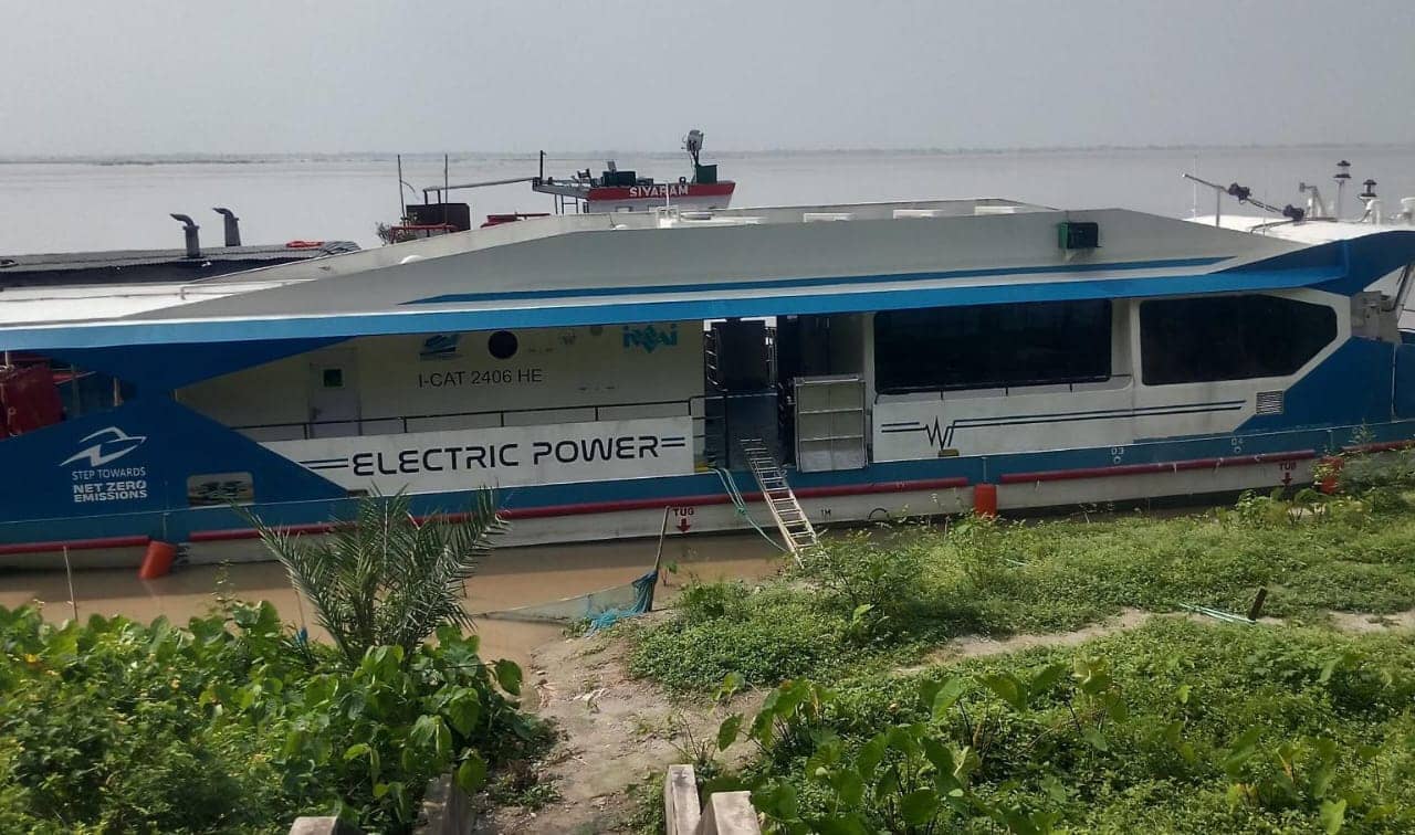 पटना में जल्द शुरू होगा वाटर मेट्रो सेवा,पर्यटन विभाग बिहार सरकार और IWAI) के बीच MOU हस्ताक्षर