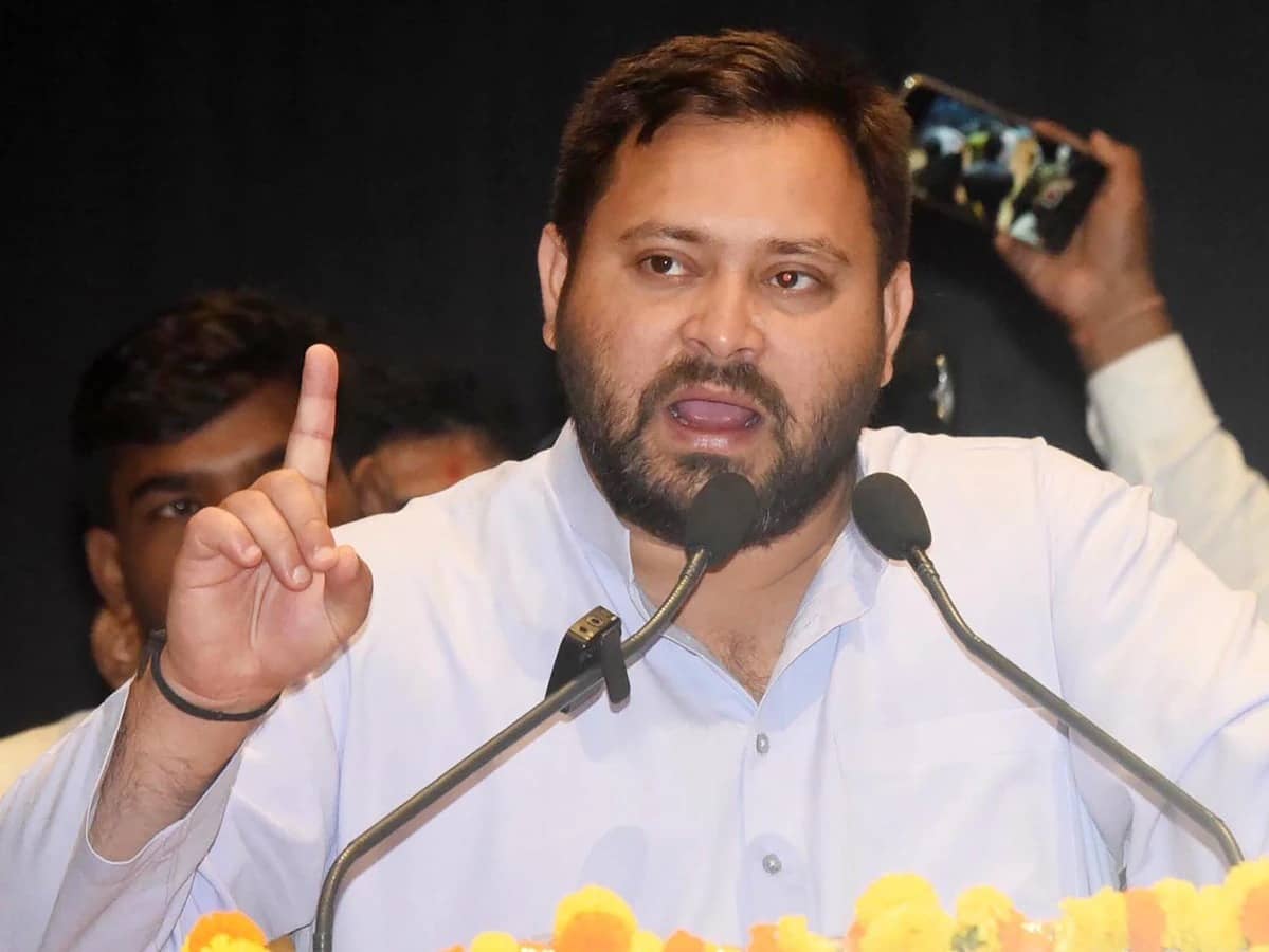 AIMIM नेता ने तेजस्वी यादव पर लगाया जानलेवा हमले का आरोप, थाने में दिया आवेदन