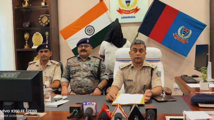 सरायकेला-खरसावां पुलिस ने दुर्गा पुजा को लेकर जारी किया रूट चार्ट, 28 सितंबर से 3 अक्टूबर तक लागू रहेगा नो एंट्री