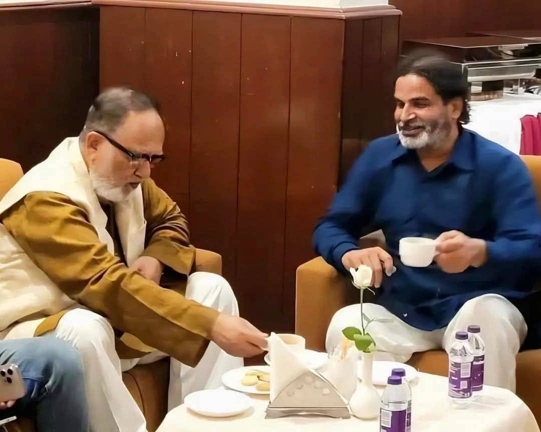 BIHAR POLITICS: अब्दुल बारी सिद्दीकी जन सुराज जॉइन करने वाले हैं? प्रशांत किशोर के साथ वायरल तस्वीर से बढ़ा सियासी पारा