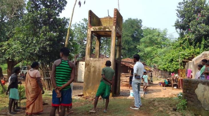 BREAKING: गोड्डा के सुंदरपहाड़ी में बड़ा हादसा, सीमेंट की पानी की टंकी गिरने से दो मासूमों की मौत, तीन घायल
