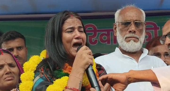 परिहार में बसती है जान! RJD से टिकट कटने पर दहाड़ मारकर रोने लगी राजद नेत्री ऋतु जायसवाल ,देखिए-VIDEO