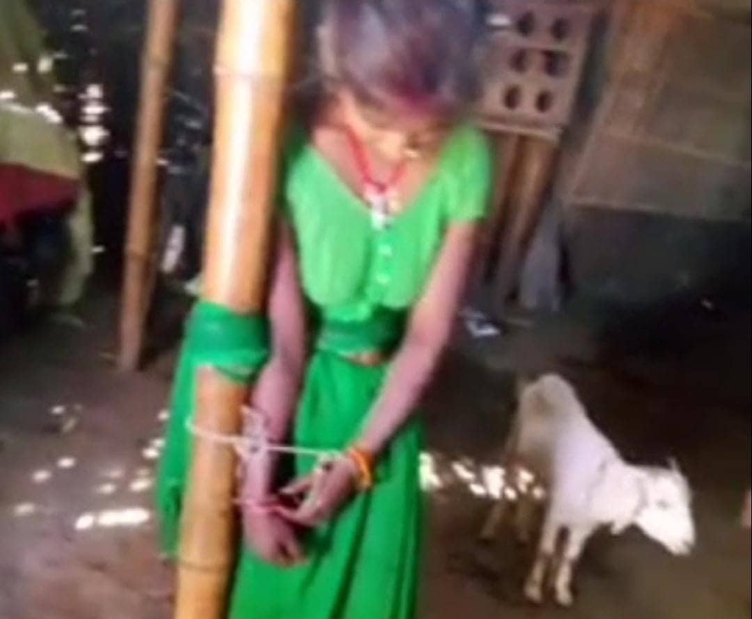 सुपौल में संदिग्ध परिस्थिति में महिला की मौत, ससुराल पक्ष फरार, वायरल वीडियो में खूंटे से बंधी दिखी महिला