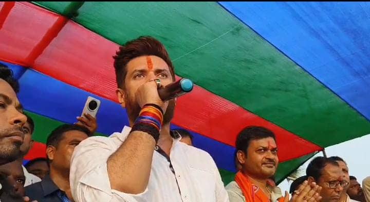 आख़िर कौन कर रहा था चिराग़ पासवान के राजनीतिक हत्या की कोशिश, पढ़ें रिपोर्ट में