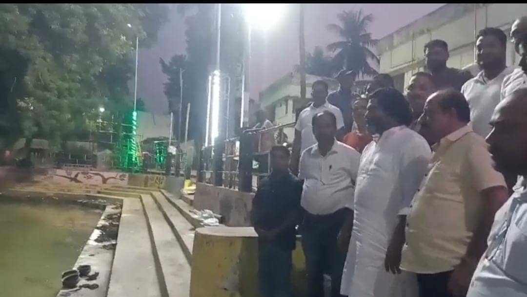 सांसद विजय हांसदा ने छठ घाटों का निरीक्षण किया, प्रशासन को दिए ज़रूरी निर्देश