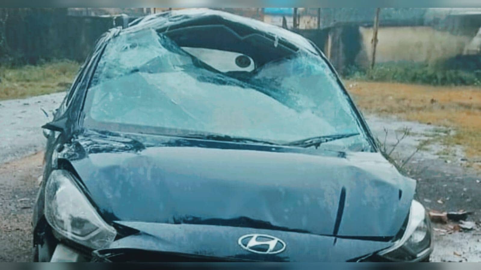 हाईकोर्ट अधिवक्ता प्रणय सिन्हा की कार अनियंत्रित होकर पलटी, मौके पर मौत, पत्नी-बेटी की हालत गंभीर