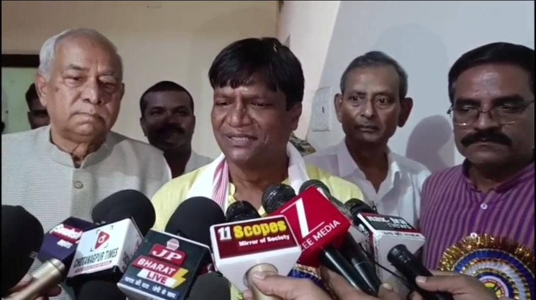 सांसद ढुल्लू महतो ने दिया धनबाद वासियों को गुड न्यूज़, जल्द होगा गयापुल चौड़ी करण निर्माण कार्य का शिलान्यास