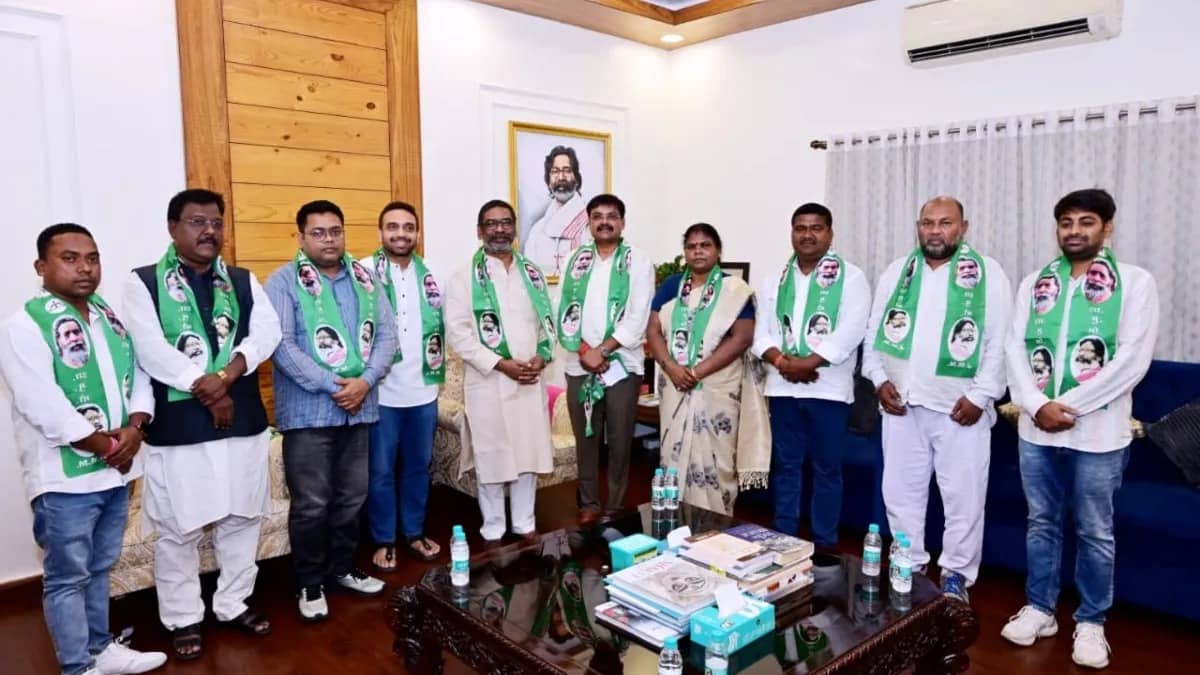 Ghatshila By Election: भाजपा में एक और बड़ी सेंधमारी करने के फ़िराक में झामुमो, पार्टी तो अब शुरू हुई है -का क्या है मतलब!