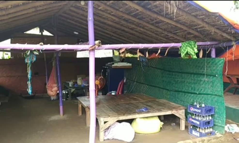 गुरुवार की रात  दुमका के लाइन होटल में क्यो चली गोली ? क्यो गुस्से में थाना पहुँच गई पूर्व मंत्री लुईस मरांडी..देखिए ये सनसनी खेज रिपोर्ट