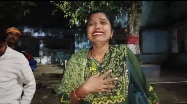 बड़ी खबर:नालंदा में एसिड अटैक से मचा हडकंप, वार्ड गर्ल पर फेका गया एसिड से भरा बोतल 