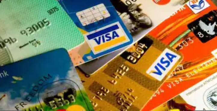 क्रेडिट कार्ड यूज करने से की गई ये गलतियां गिरा सकती आपका सिविल स्कोर, जान लें जरुरी बात