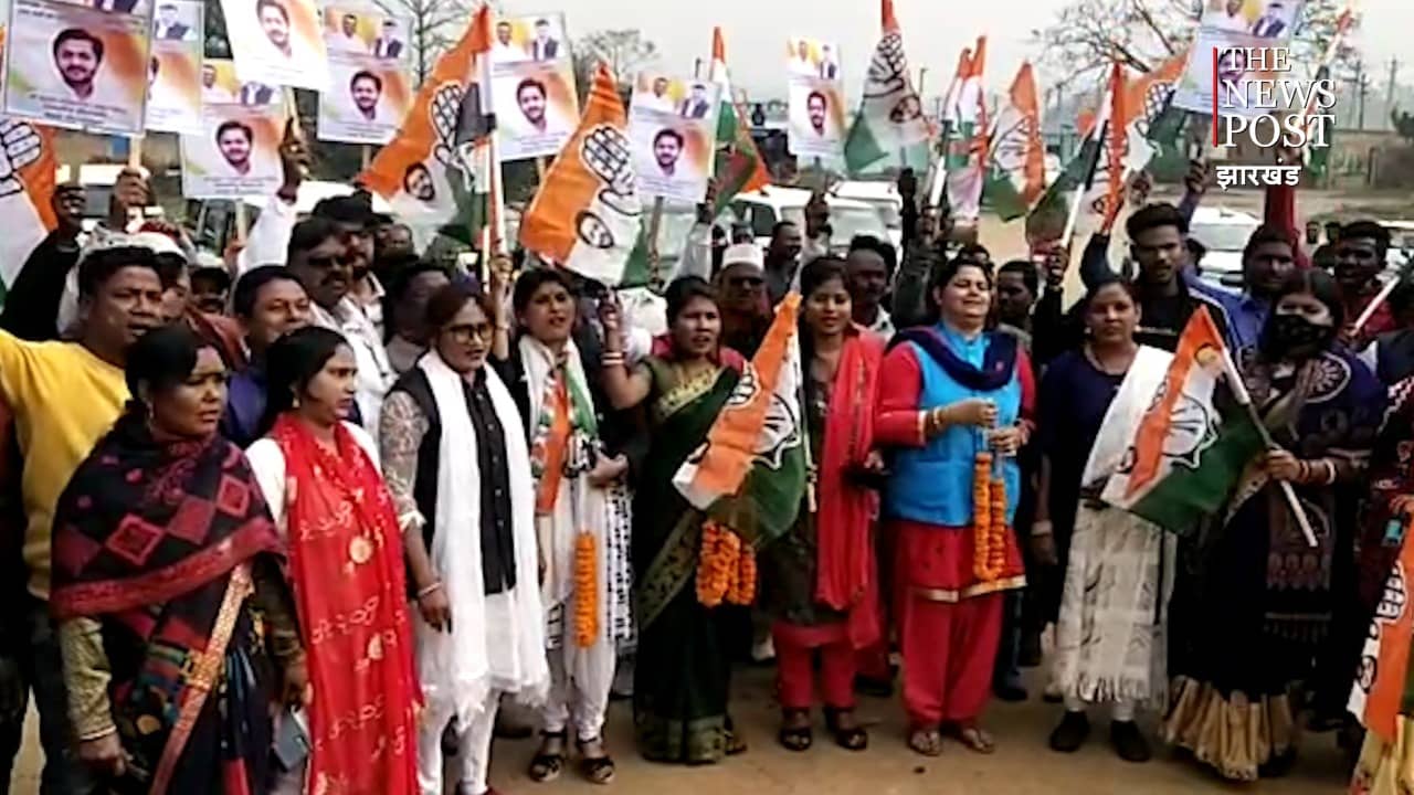 पारसनाथ जाने के क्रम में फुसरो में कांग्रेस प्रभारी अविनाश पांडेय का कार्यकर्ताओं ने किया भव्य स्वागत