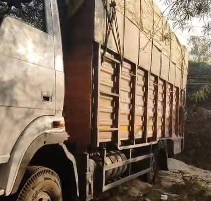 अब पानी के बोतल की आड़ में शराब तस्कर कर रहे हैं तस्करी,गिरिडीह पुलिस ने इस तरह किया खुलासा