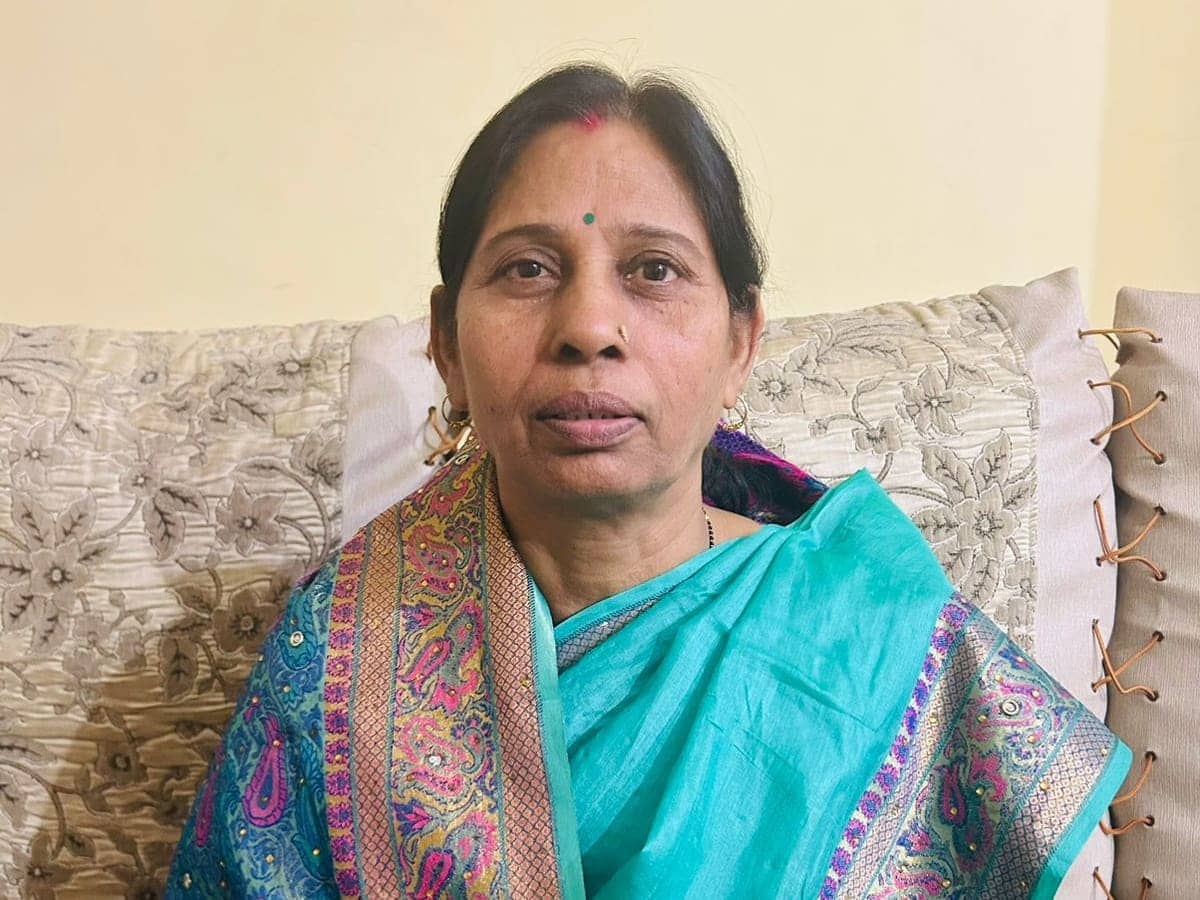 पैसे पहुंचा दो नहीं तो कर देंगे धुआं धुआं...सिवान सांसद विजय लक्ष्मी देवी से मांगी गई 10 लाख की रंगदारी